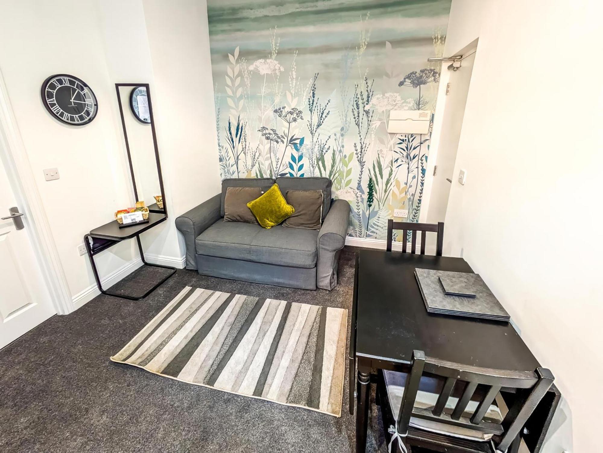 Emerald Delightful Suite Moseley Mews, Birmingham By Staystaycations 外观 照片